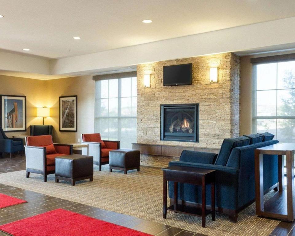 Comfort Inn & Suites Watford City Luaran gambar